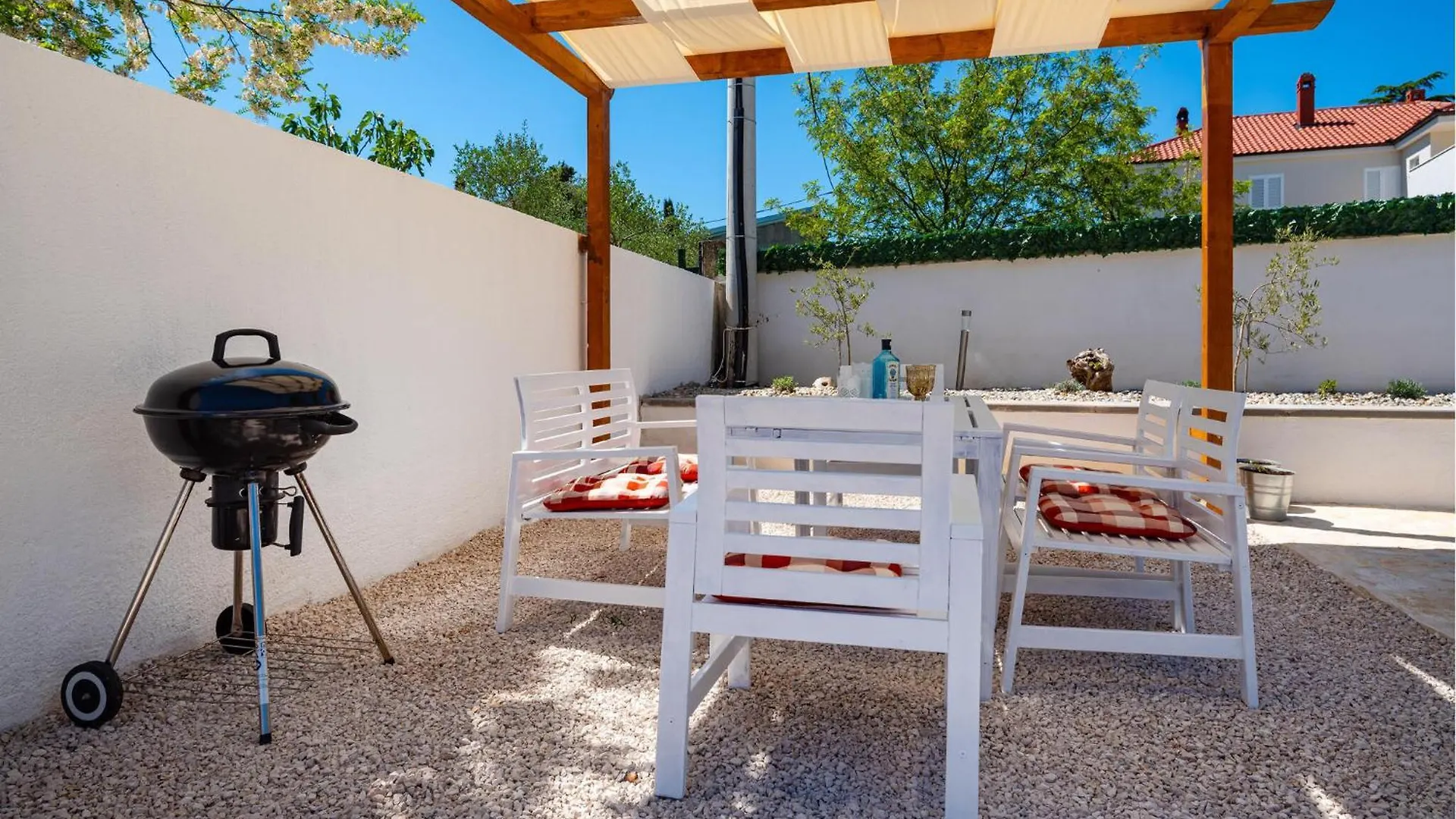 3 Bedroom Cozy Home In Brisevo